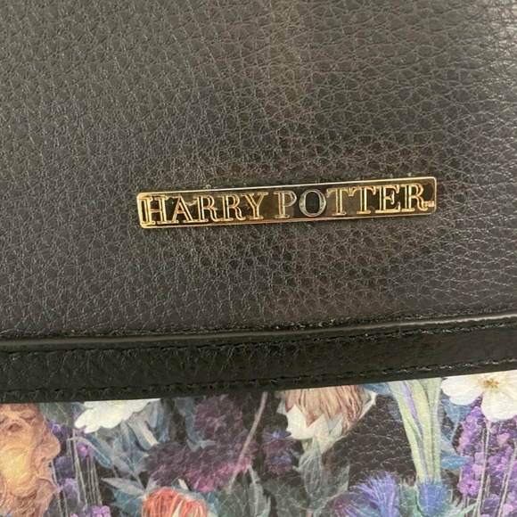 Harry Potter XPotter Botanical Pets DTR Handbag Hedwig Owl Purse Hand Bag - Picture 2 of 12